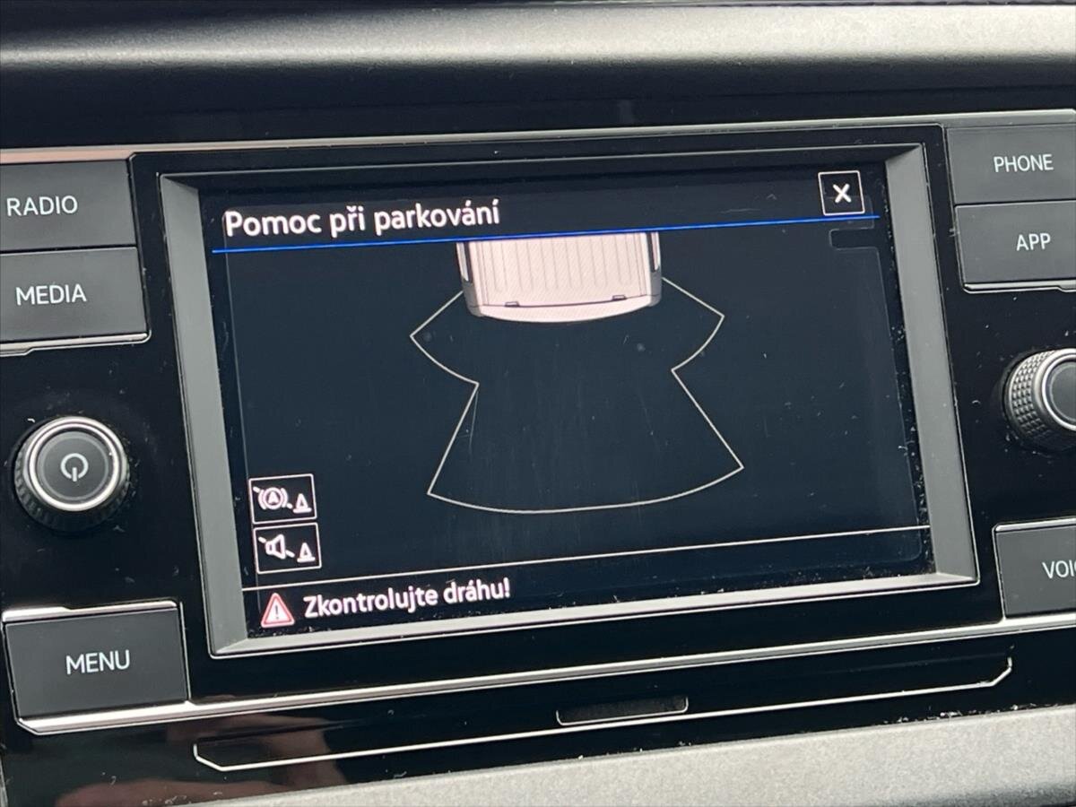 Volkswagen Transporter Skříň 2,0 l 110 kw