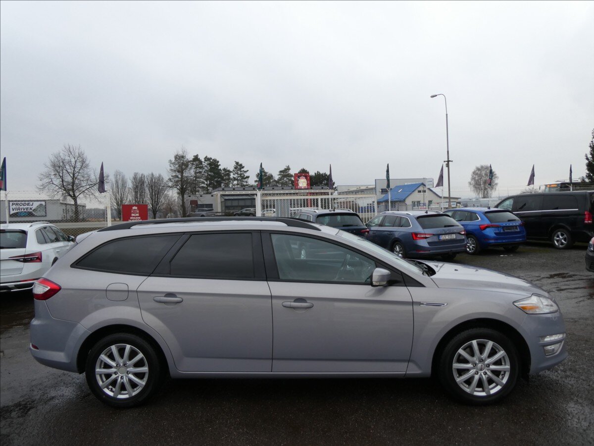 Ford Mondeo Kombi 1,6 l 85 kw