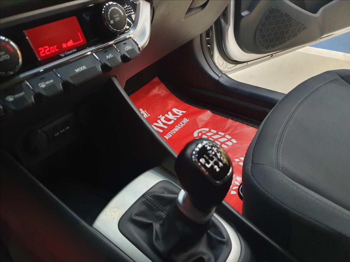 KIA Rio Hatchback 1,4 l 66 kw