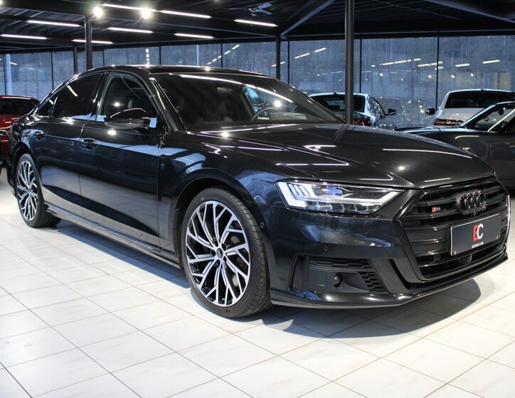 Audi S8 Ostatní 4,0 l 420 kw