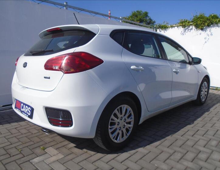 KIA Ceed 5