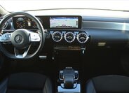 Mercedes-Benz CLA Sedan 2,0 l 140 kw