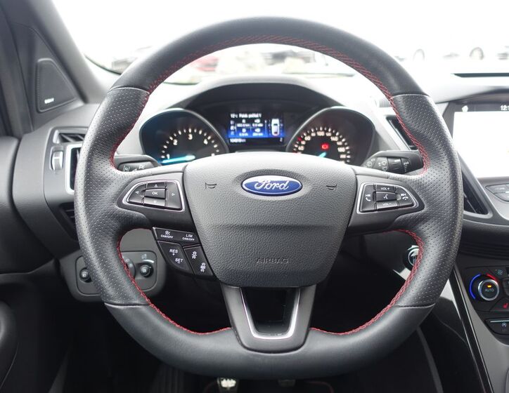 Ford Kuga 9