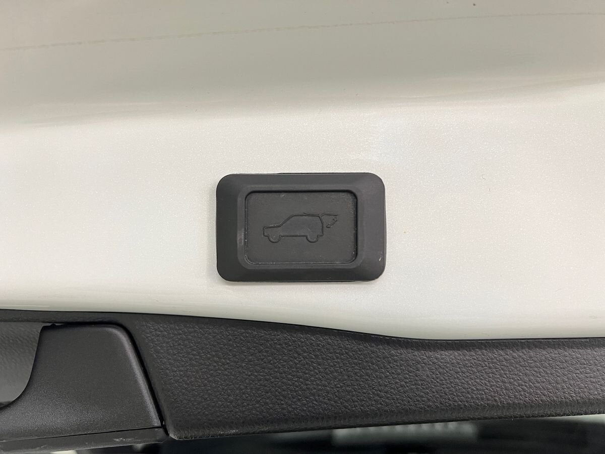 Toyota RAV4 SUV 2,5 l 163 kw