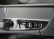 Volvo V90 16