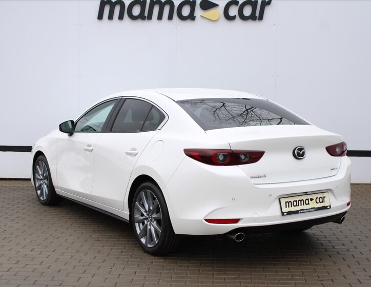 Mazda 3 Sedan / Limuzína 2,0 l 90 kw
