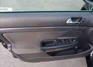 Volkswagen Golf Kombi 1,6 l 77 kw