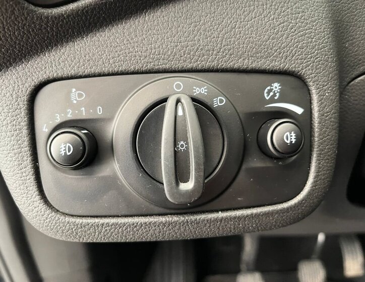 Ford Grand C-MAX MPV 2,0 l 110 kw