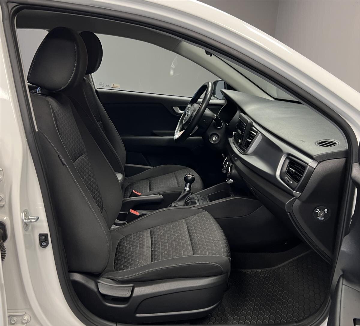 KIA Rio Hatchback 1,2 l 61 kw