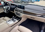 BMW Řada 7 Ostatní 4,4 l 390 kw