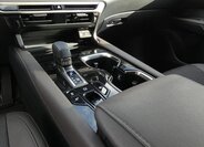 Lexus RX 350h SUV / Terénní 2,5 l 140 kw