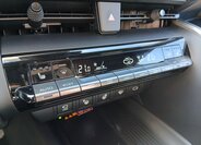 Toyota C-HR SUV / Terénní 2,0 l 112 kw