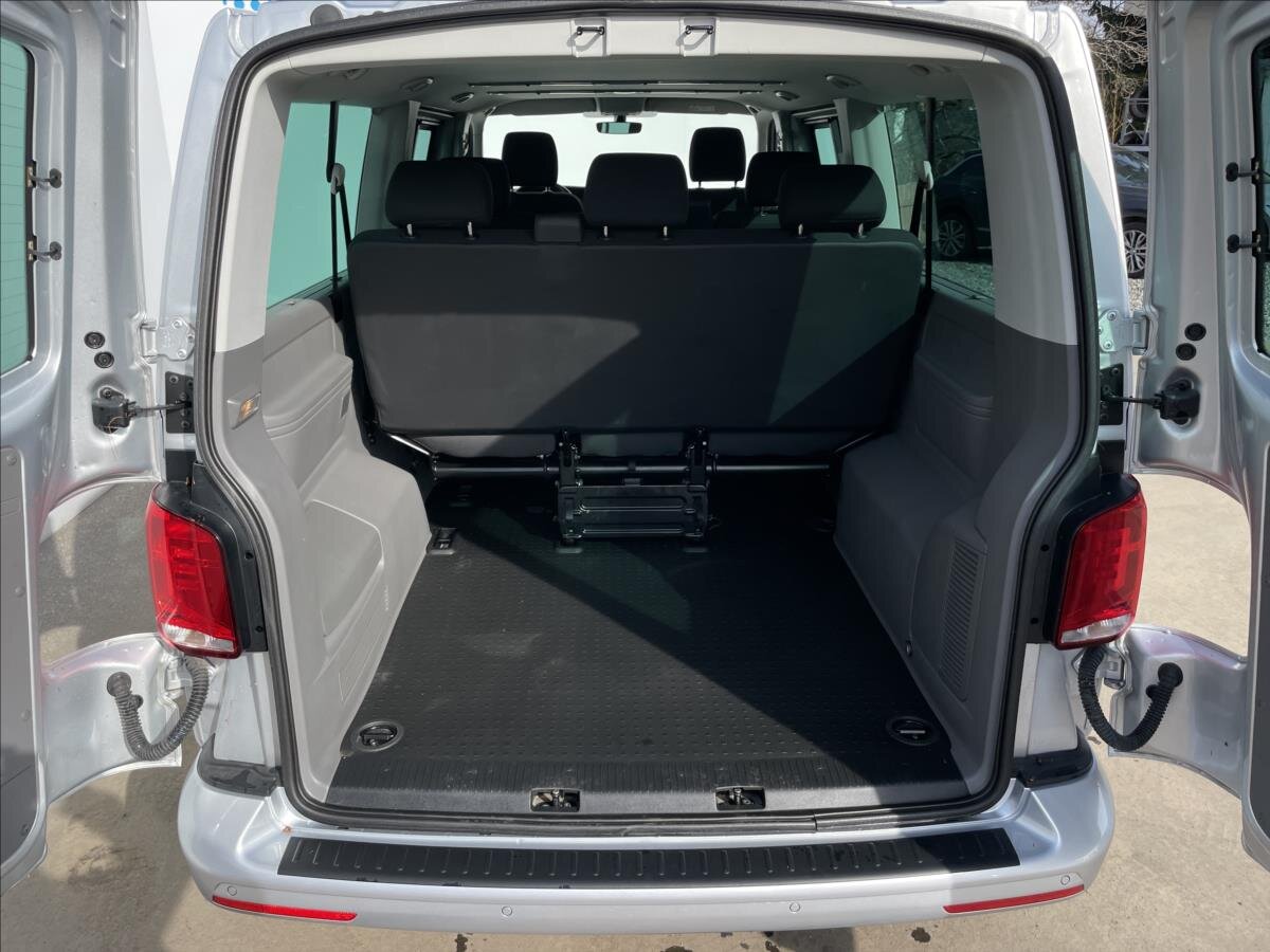 Volkswagen Caravelle VAN / Minibus 2,0 l 110 kw