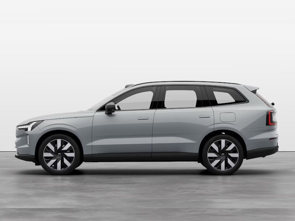 Volvo EX90 SUV / Terénní 104,0 205 kw