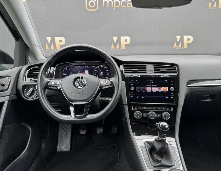 Volkswagen Golf Kombi 2,0 l 110 kw