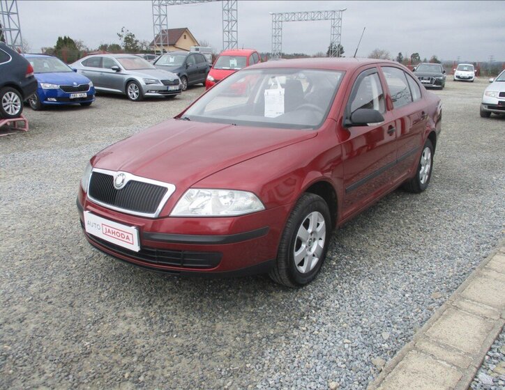 Škoda Octavia Sedan / Limuzína 1,6 l 75 kw