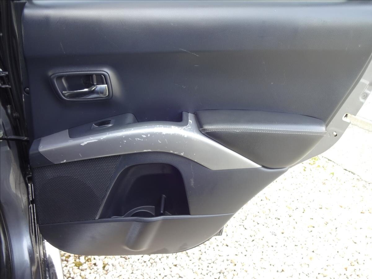 Peugeot 4007 Kombi 2,2 l 115 kw