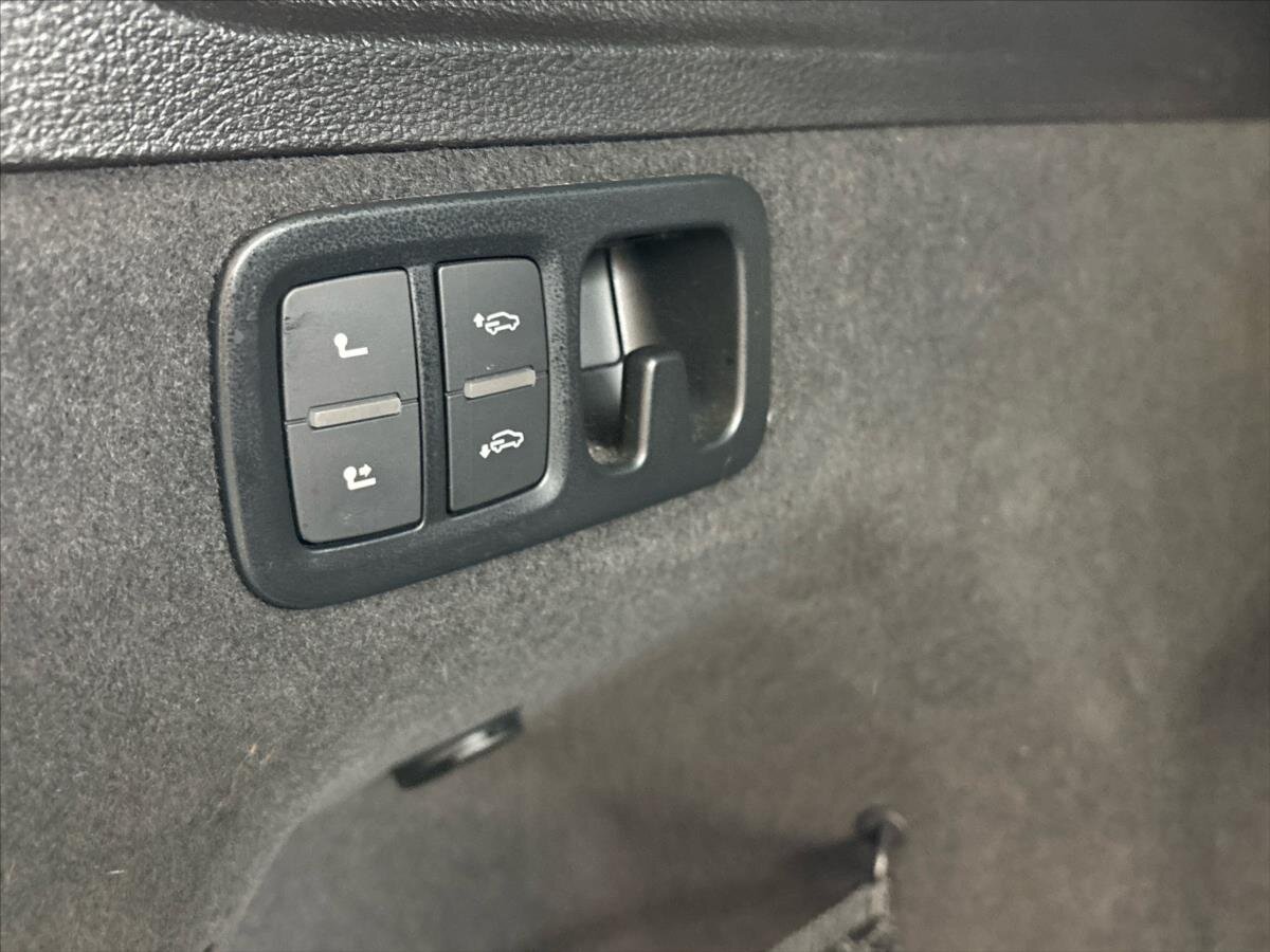 Audi Q7 SUV / Terénní 3,0 l 200 kw