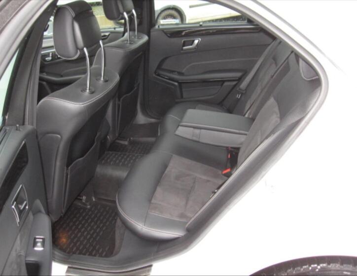 Mercedes-Benz Třídy E 9