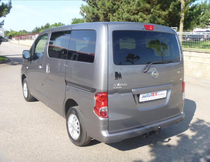 Nissan NV200 5