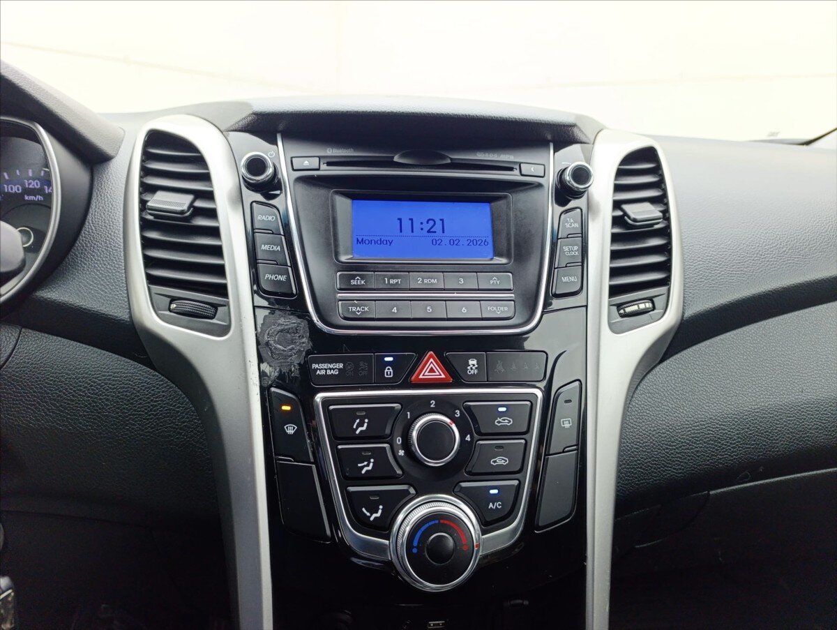 Hyundai i30 Kombi 1,6 l 99 kw