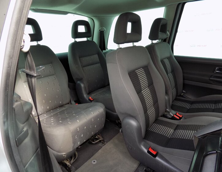 Volkswagen Sharan 23