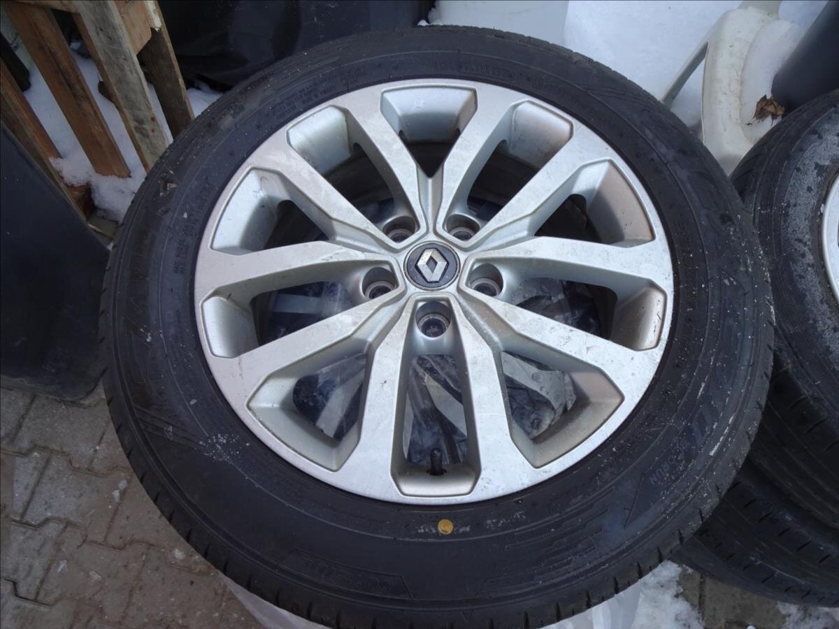 Renault Kadjar SUV / Terénní 1,3 l 103 kw