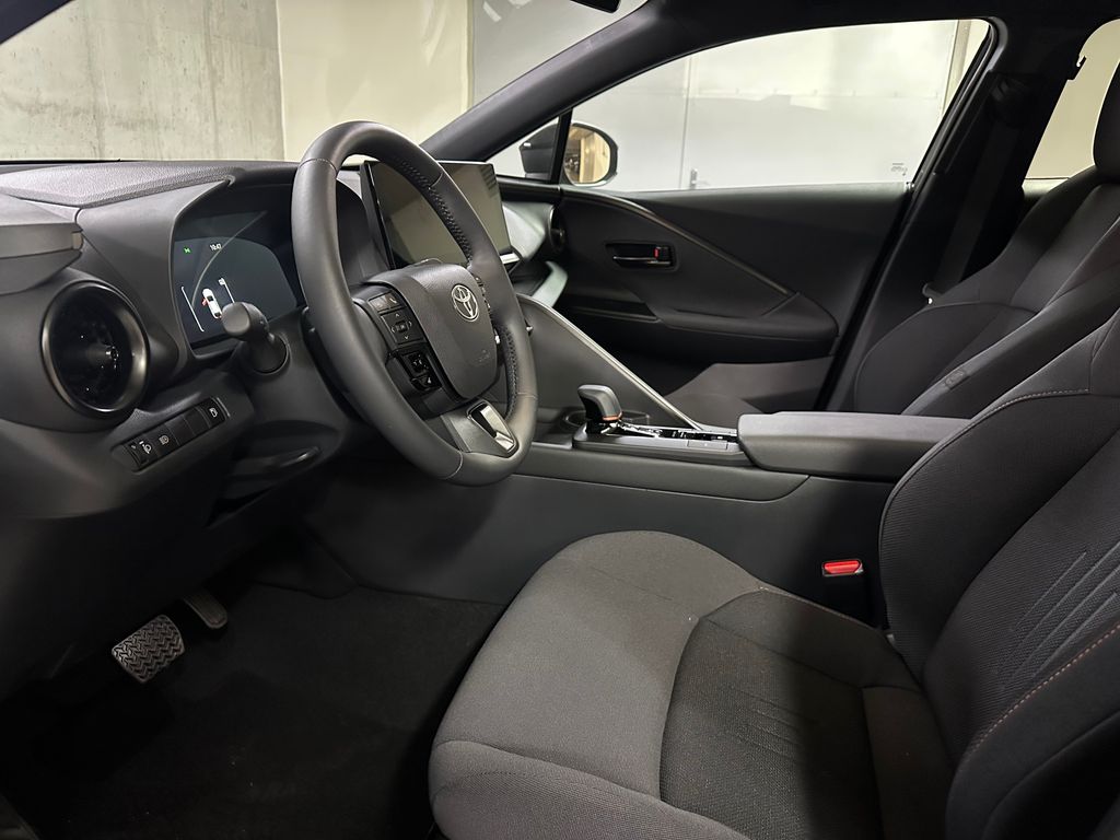 Toyota C-HR Hatchback 1,8 l 90 kw