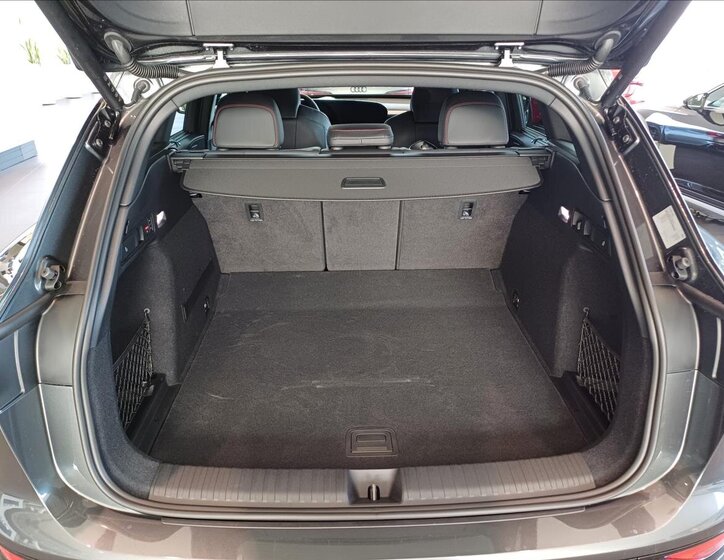 Audi Q6 SUV / Terénní 0,0 285 kw