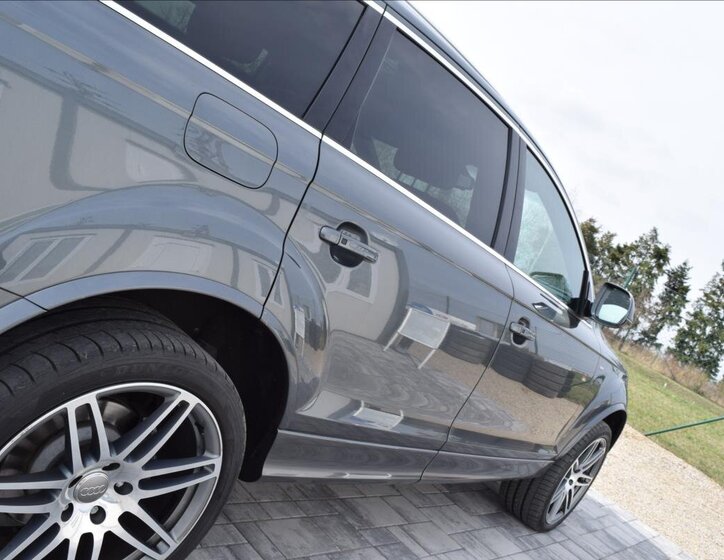 Audi Q7 SUV / Terénní 3,0 l 180 kw