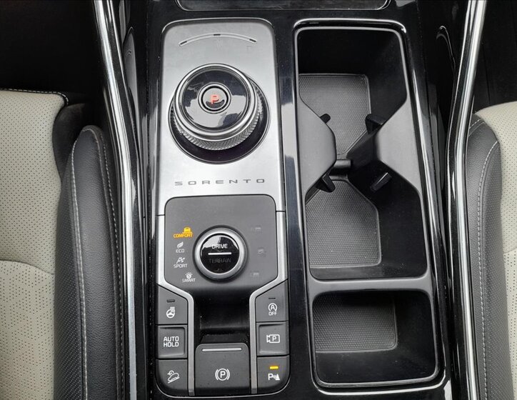 KIA Sorento SUV 2,2 l 148 kw