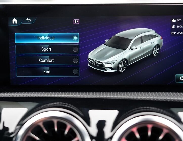 Mercedes-Benz CLA 40