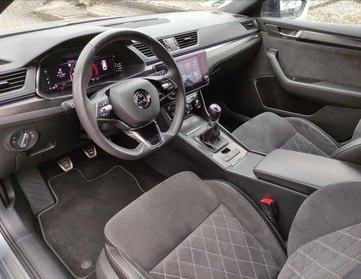 Škoda Superb Kombi 2,0 l 110 kw