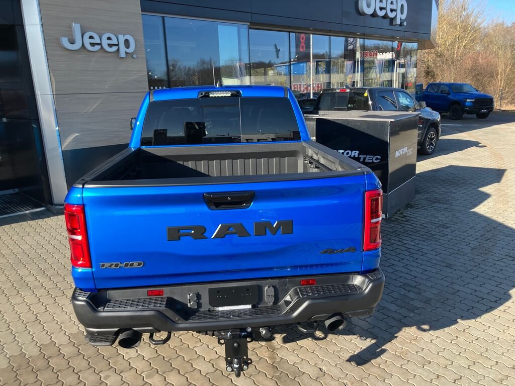 Dodge RAM Pick-up 3,0 l 403 kw