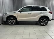 Suzuki Vitara 5