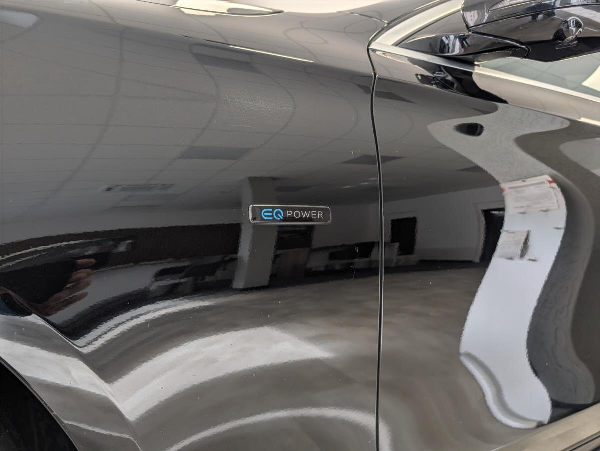 Mercedes-Benz Třídy E Kombi 2,0 l 143 kw