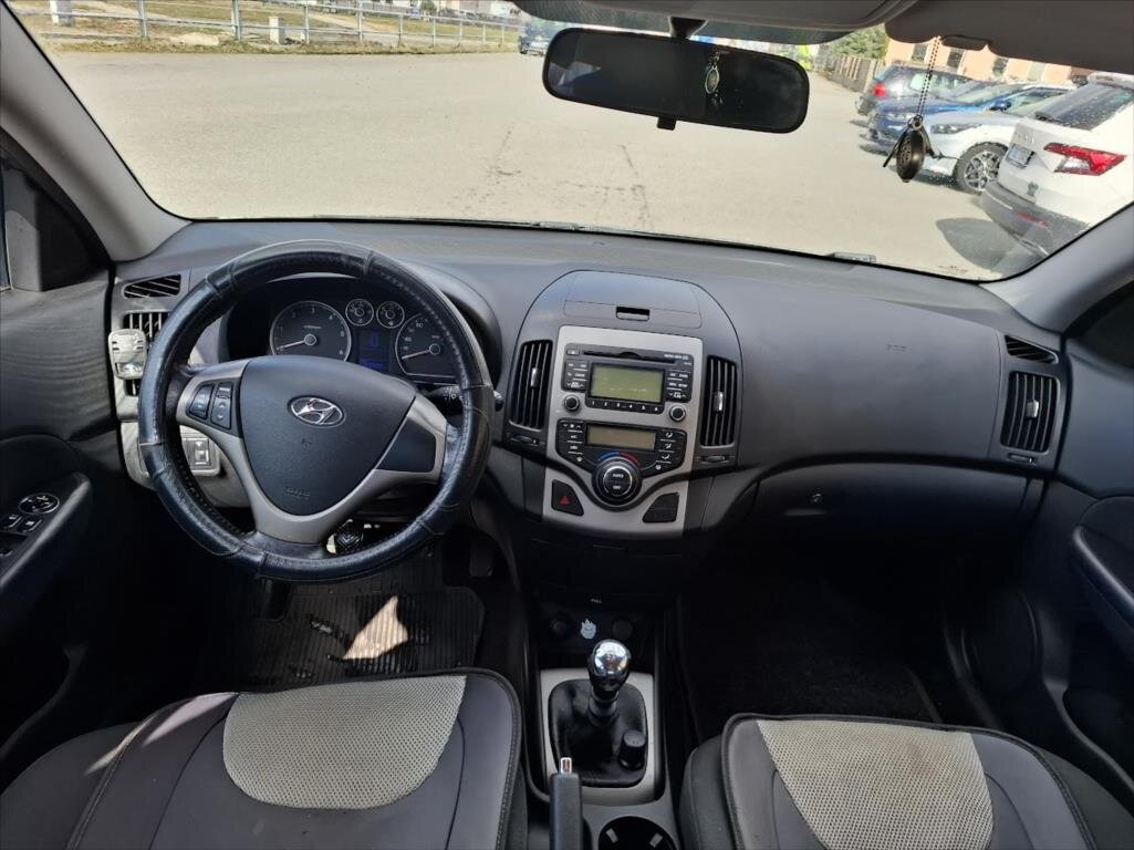Hyundai i30 Kombi 1,6 l 84 kw