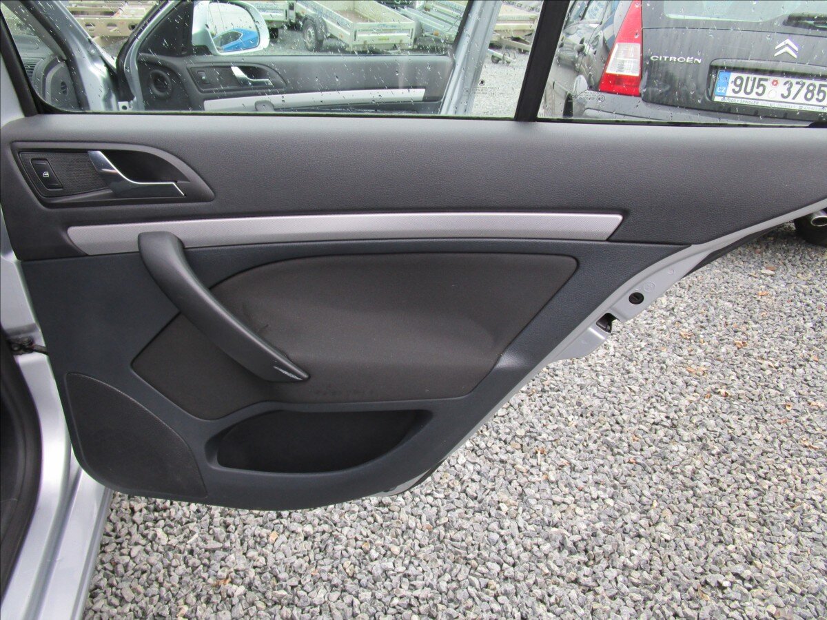 Škoda Octavia Liftback 1,6 l 77 kw