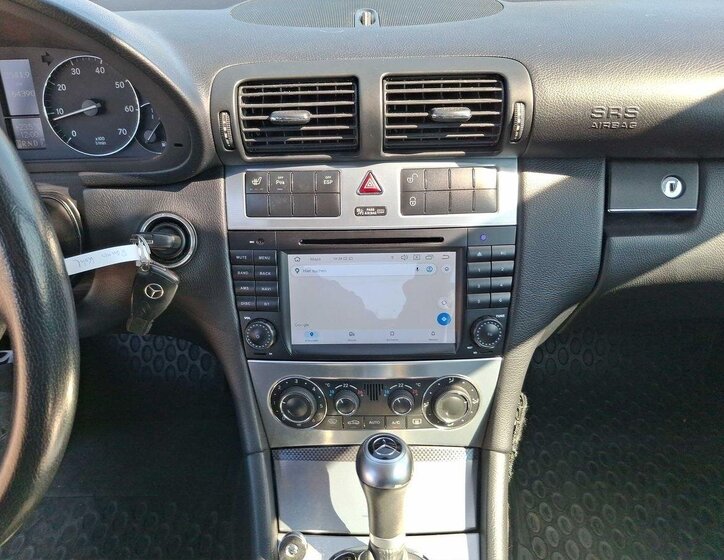 Mercedes-Benz Třídy C Kupé 1,8 l 120 kw