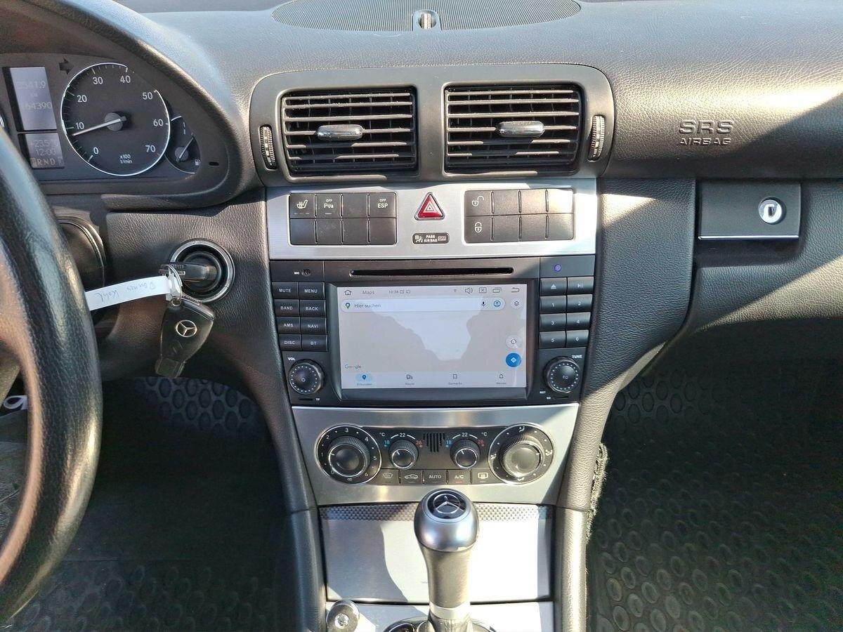 Mercedes-Benz Třídy C Kupé 1,8 l 120 kw
