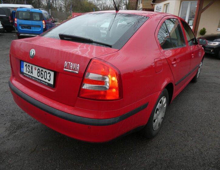 Škoda Octavia Liftback 1,6 l 75 kw