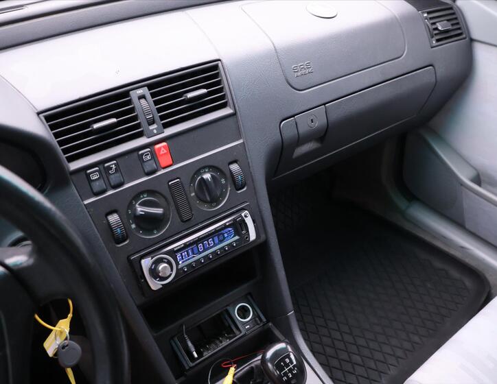 Mercedes-Benz Třídy C 16