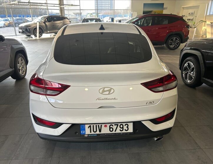 Hyundai i30 Liftback 998,0 74 kw