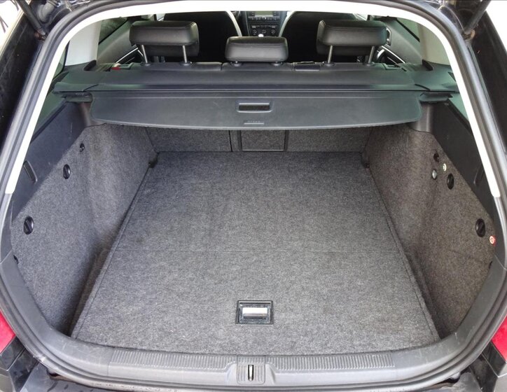 Škoda Octavia Kombi 2,0 l 103 kw