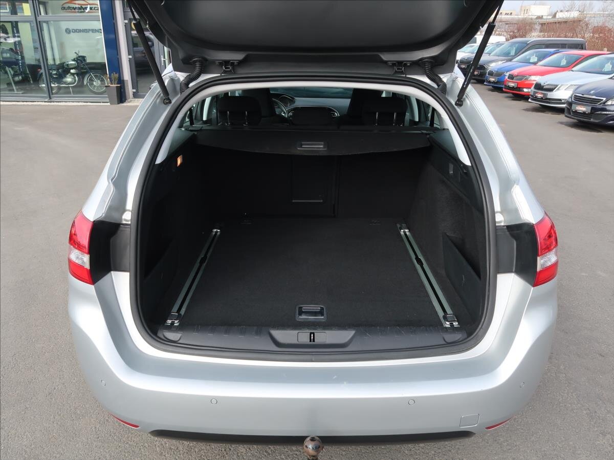 Peugeot 308 Kombi 2,0 l 110 kw