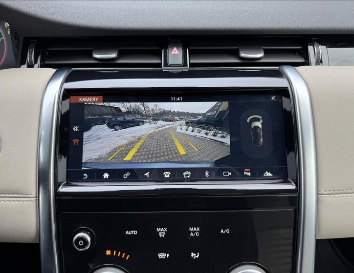 Land Rover Discovery Sport SUV 2,0 l 110 kw