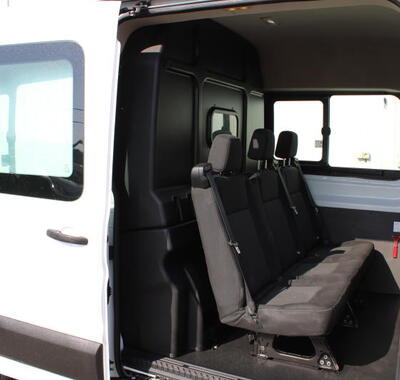 Ford Transit 8