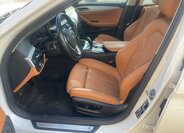 BMW Řada 5 Kombi 3,0 l 210 kw