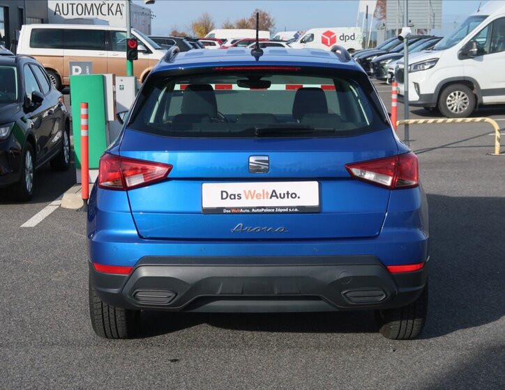 Seat Arona 6