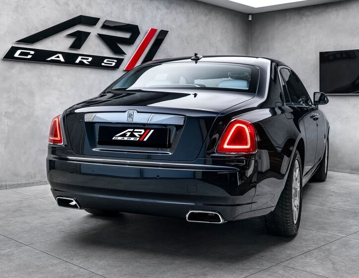 Rolls-Royce Ghost 6